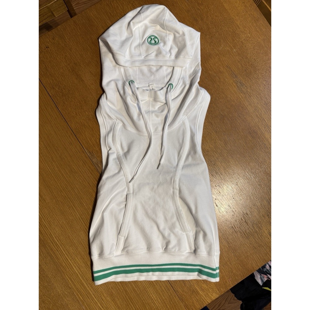 Lululemon Womens 6 White Sleeveless Hoodie Tunic Green Stripe Logo